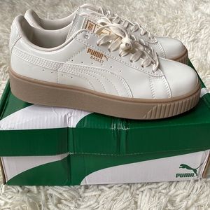 Women’s PUMA Basket Platform Patent Shoes 6.5